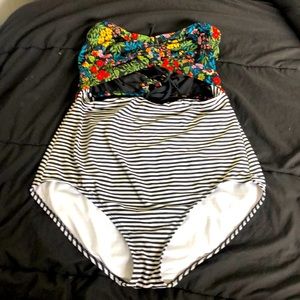 this is a one peice swimsuit